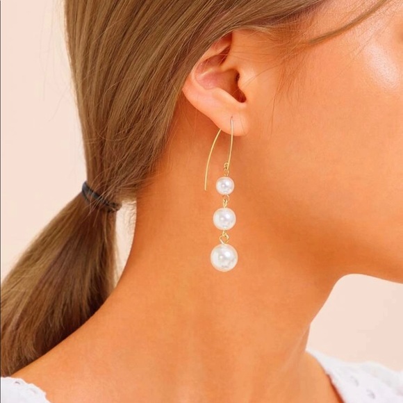 Jewelry - ✨Pearl Drops✨